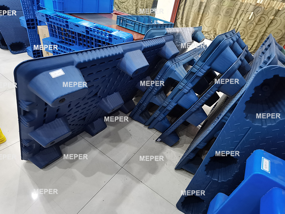 1000*1000*150mm Single face Pallets Nine Legs 4 Way Entry Logistics Transportation Plastic Pallets